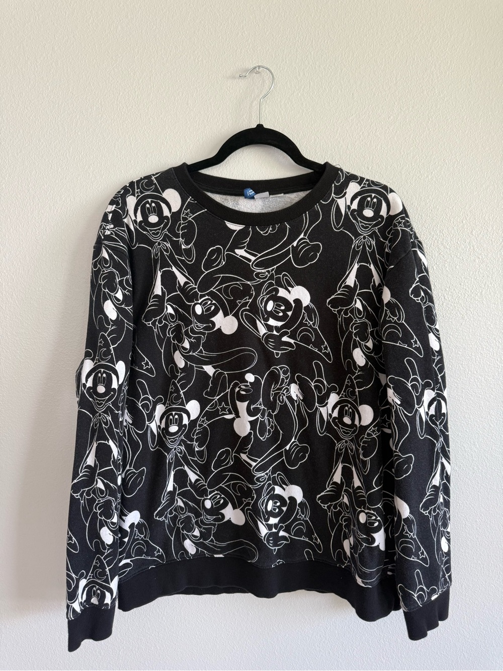 H&M Black and White Graphic Mickey Mouse Crewneck Sweatshirt - Men